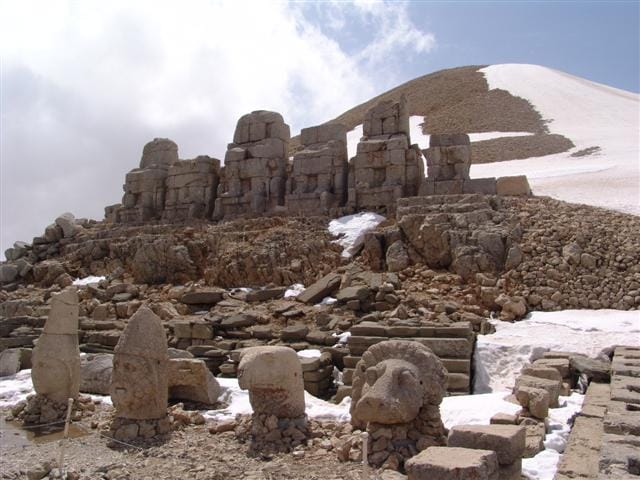 nemrut-dagi-efsanesi