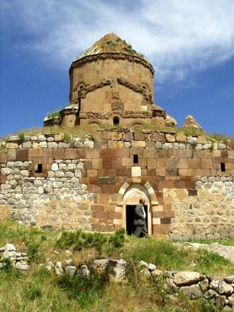 akdamar akdamar