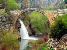 Lydian_Cilandiras_Bridge_Karahalli_Usak_Province_Turkey.jpg